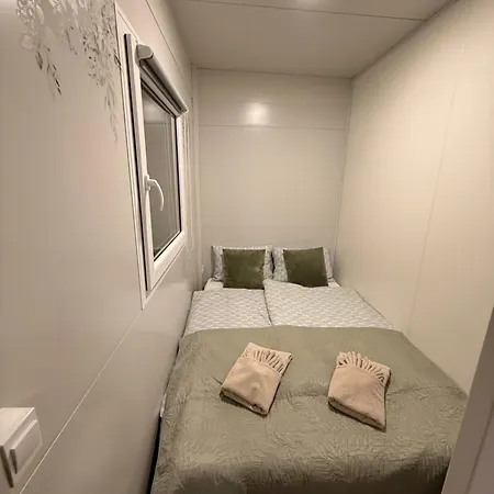 Vakantiehuis Mobile House Aurora With Whirlpool *